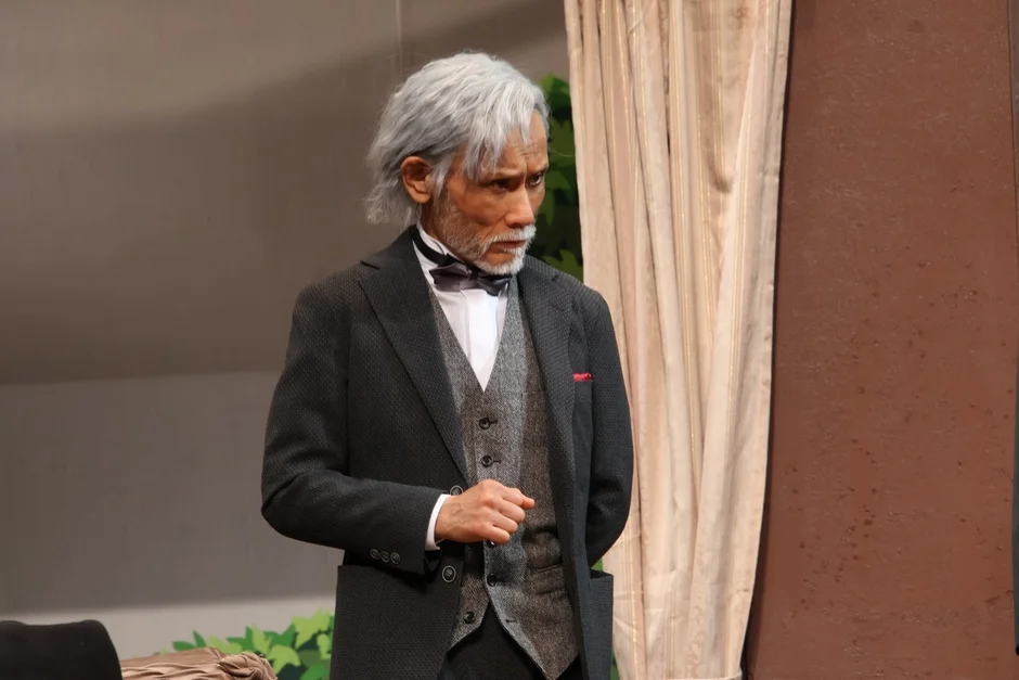 エルキュール・ポアロ役の片岡鶴太郎さん